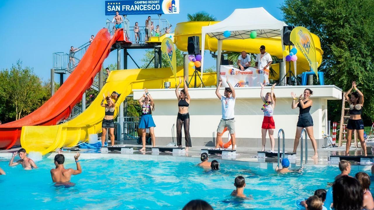 Villaggio San Francesco - Adria Holiday Mobile Homes Дуна Верде Екстериор снимка